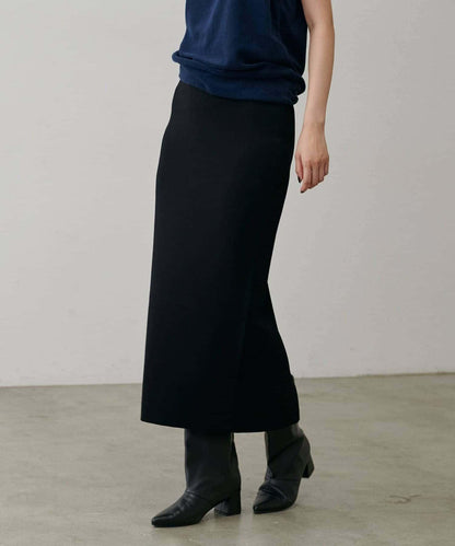 【LARUTA】防紫外線&接觸冷感簡約線條針織半身裙