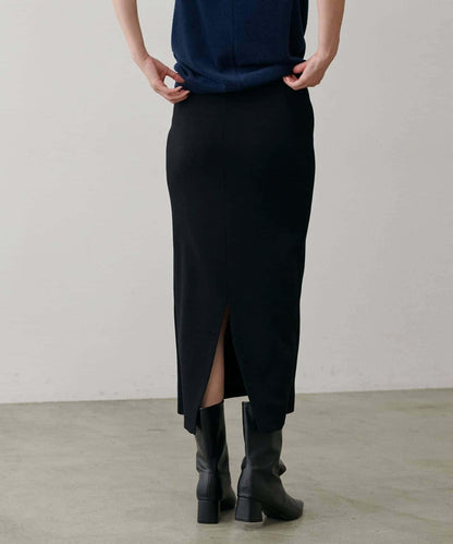 【LARUTA】防紫外線&接觸冷感簡約線條針織半身裙