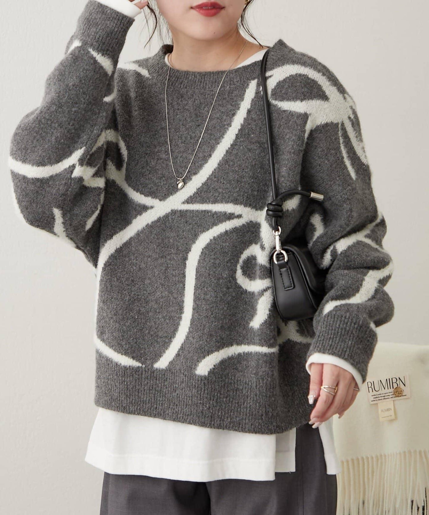 大蝴蝶結圖案針織衫