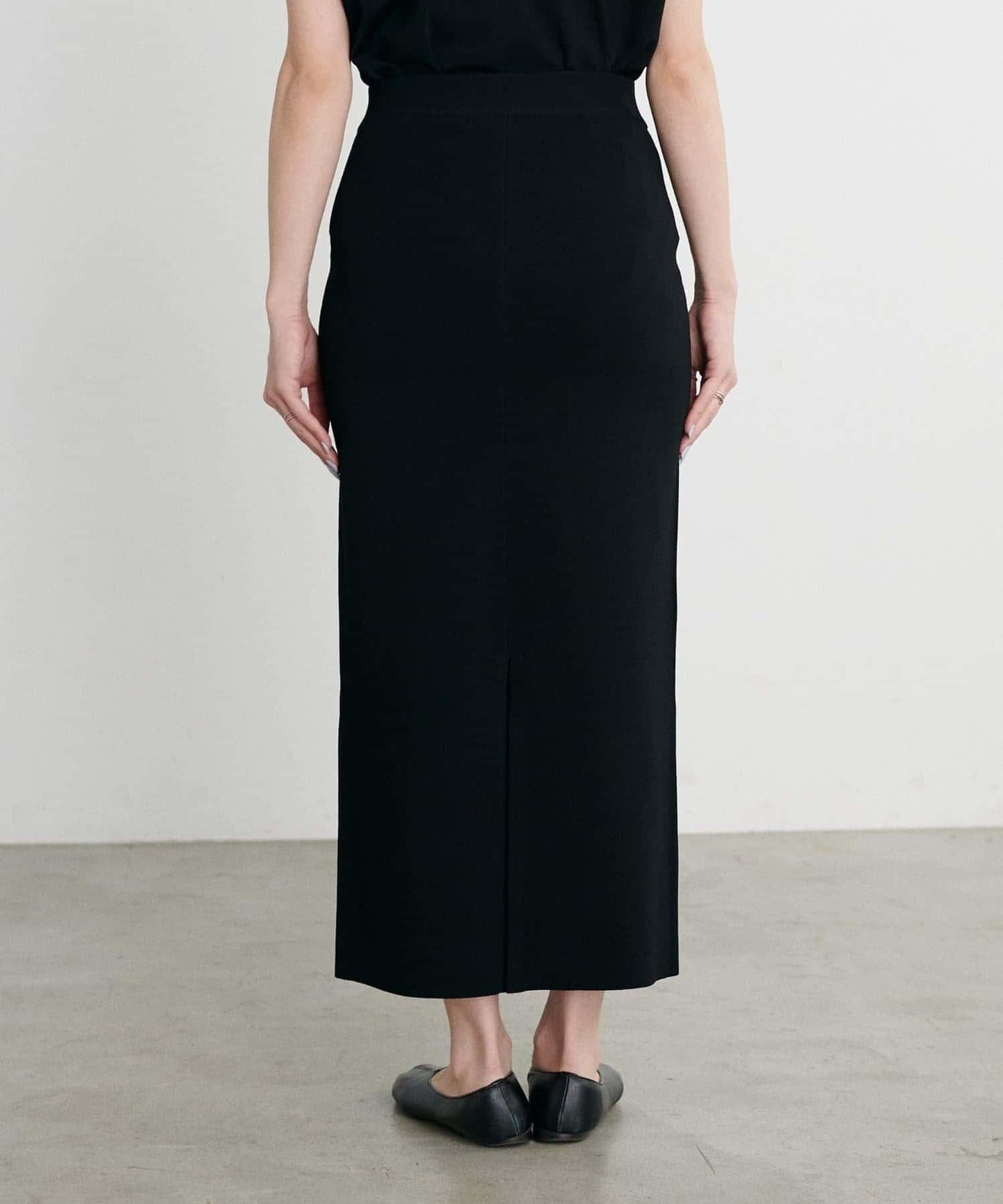 【LARUTA】防紫外線&接觸冷感簡約線條針織半身裙