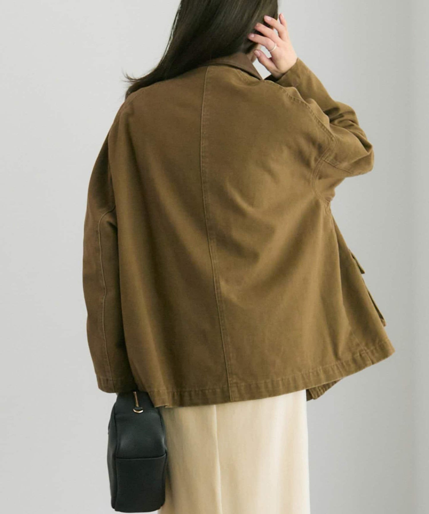 仿皮革翻領工裝夾克