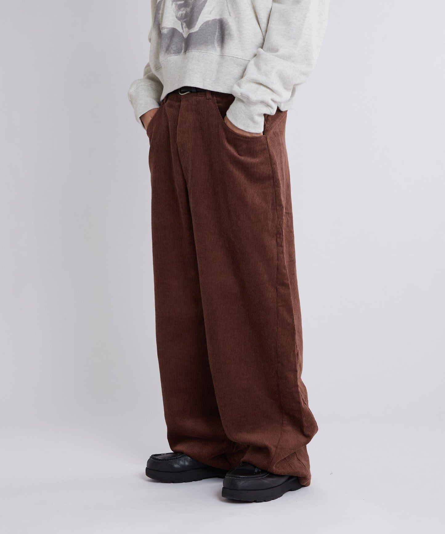 KOOKYN 燈芯絨彎腿褲