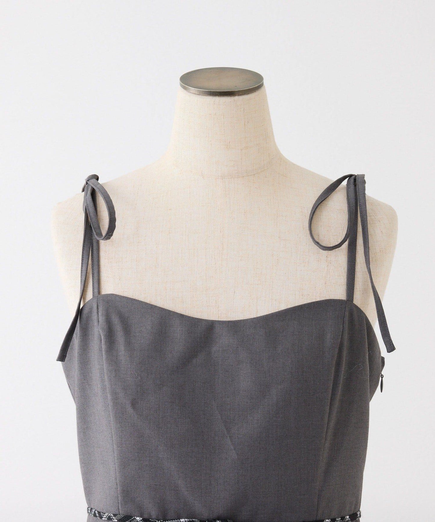 肩帶蝴蝶結連衣裙