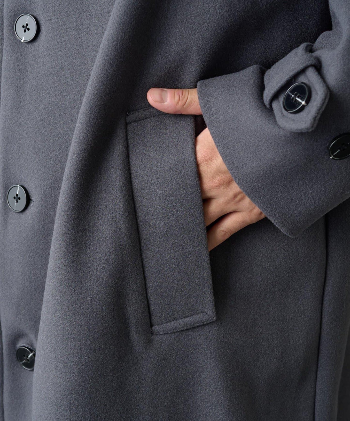 科技羊毛單排扣長款大衣