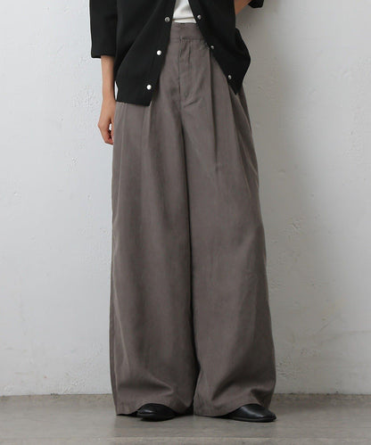 桃皮絨雙褶寬腿褲