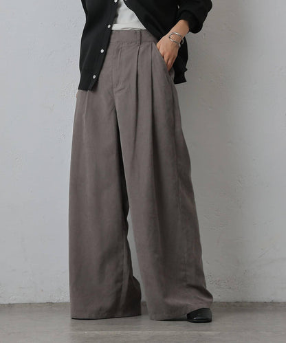 桃皮絨雙褶寬腿褲