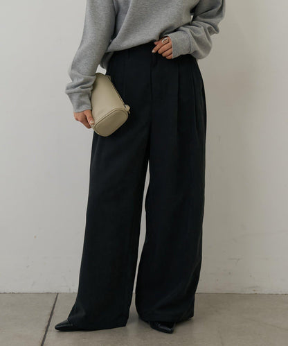 桃皮絨雙褶寬腿褲