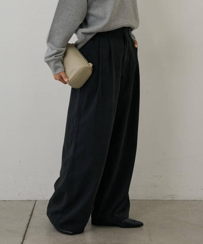 桃皮絨雙褶寬腿褲