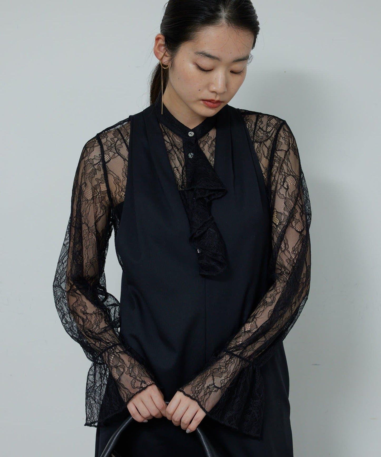 透視蕾絲荷葉邊襯衫