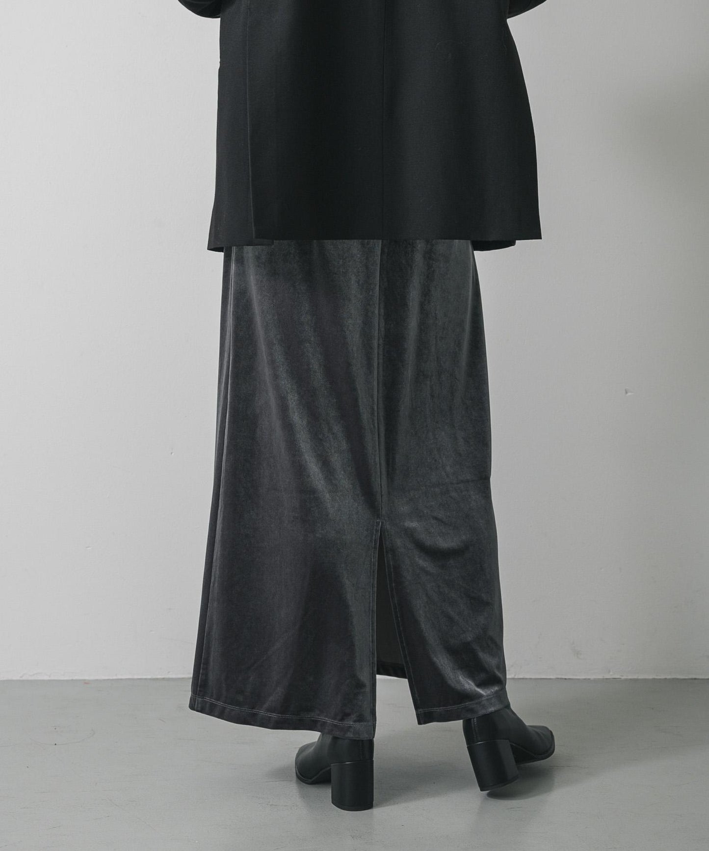 TALL尺碼/官網限定 天鵝絨吊帶裙
