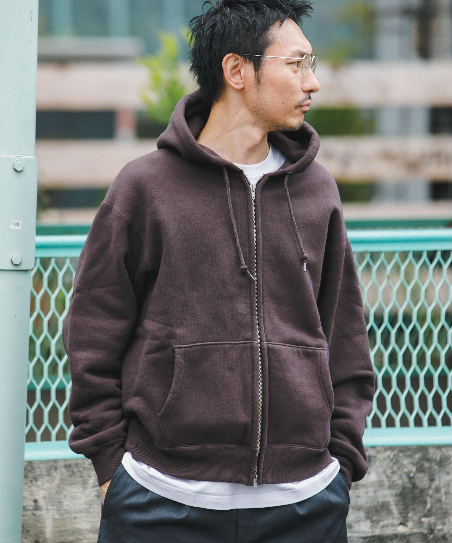 LOGIC ONE拉鍊連帽衛衣