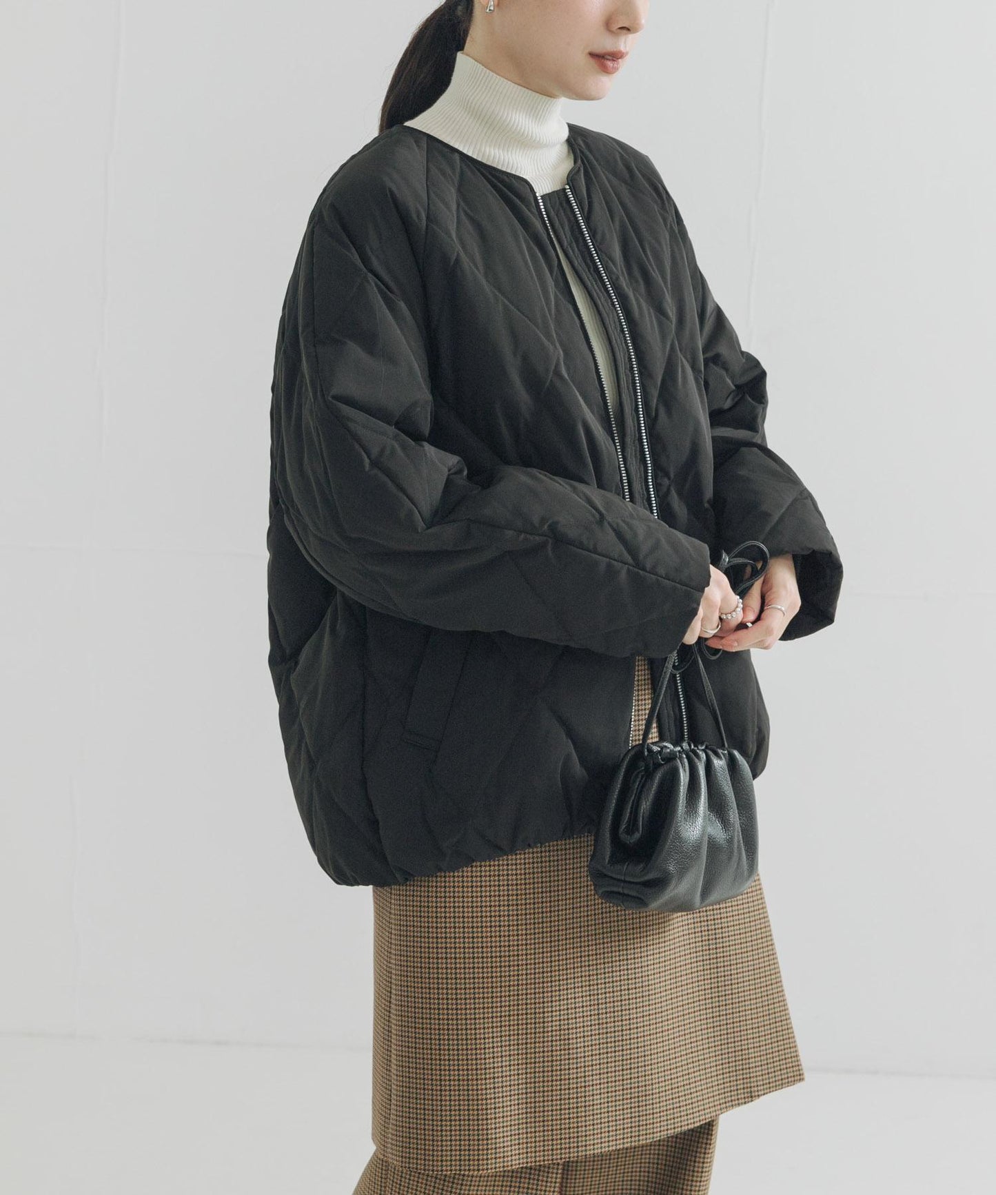 繭型絎縫羽絨服