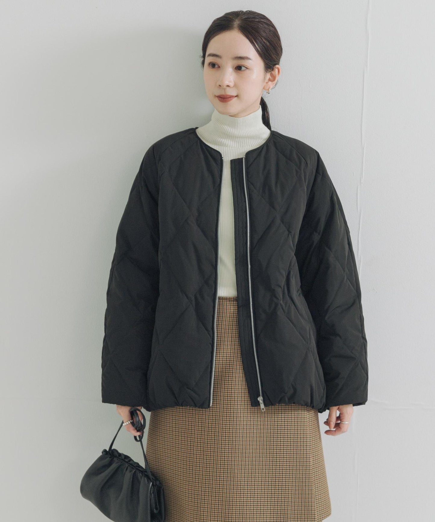 繭型絎縫羽絨服