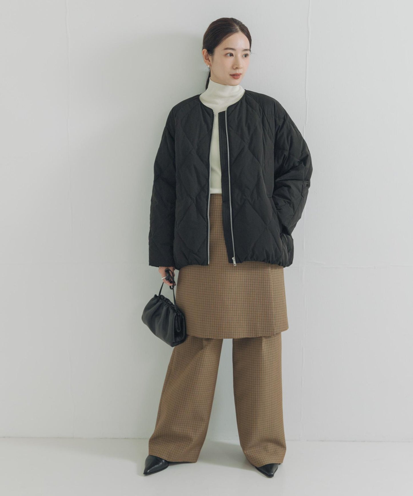 繭型絎縫羽絨服