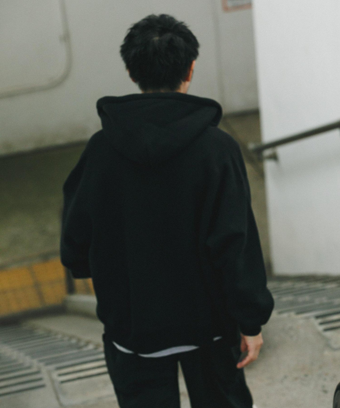 LOGIC ONE拉鍊連帽衛衣