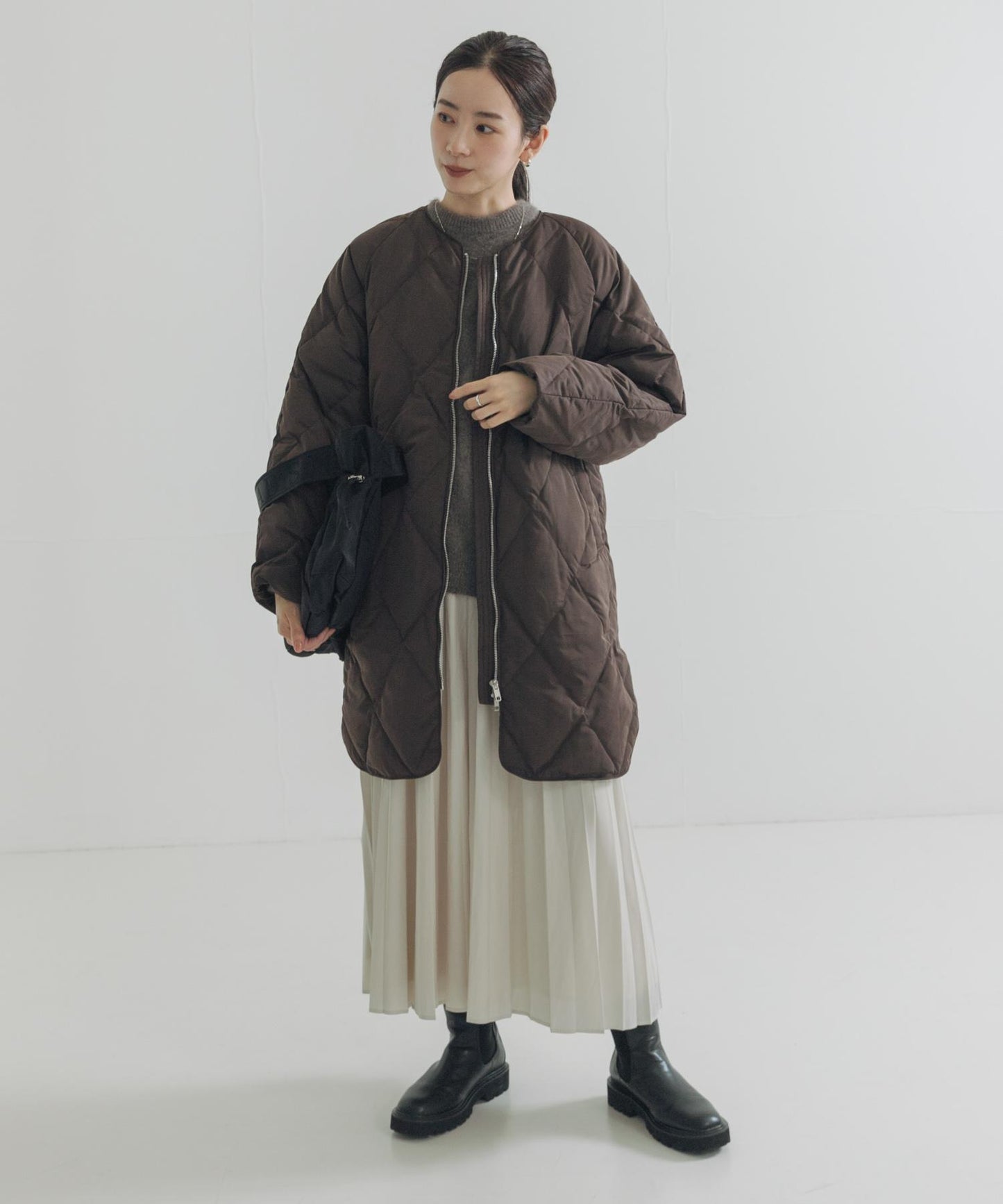 繭型絎縫長款羽絨服