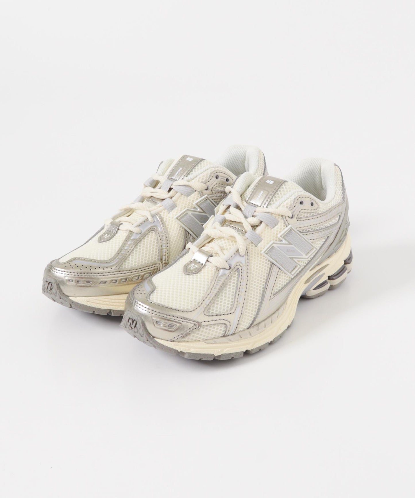 NEW BALANCE 1906R