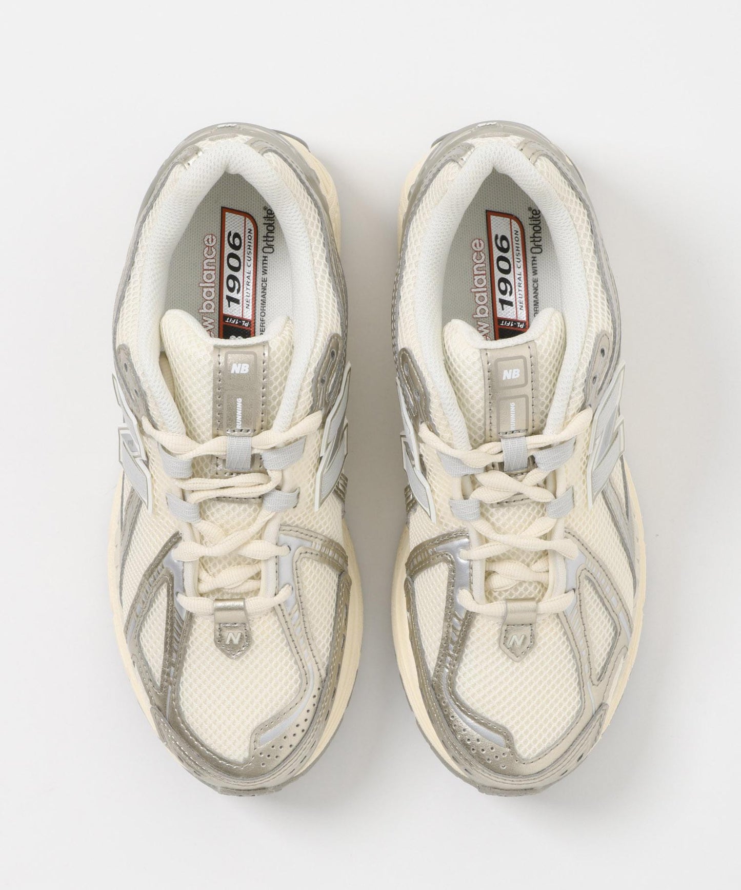 NEW BALANCE 1906R