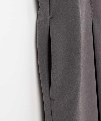 吊帶百褶連衣裙 正式場合適用