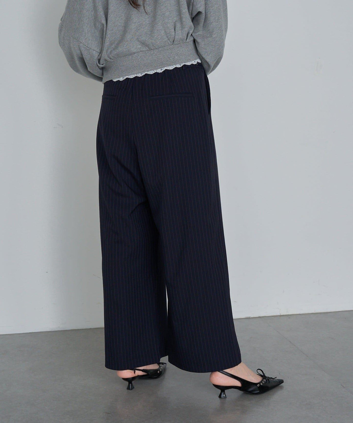 【RAY CASSIN】帶荷葉邊腰帶寬鬆休閒長褲