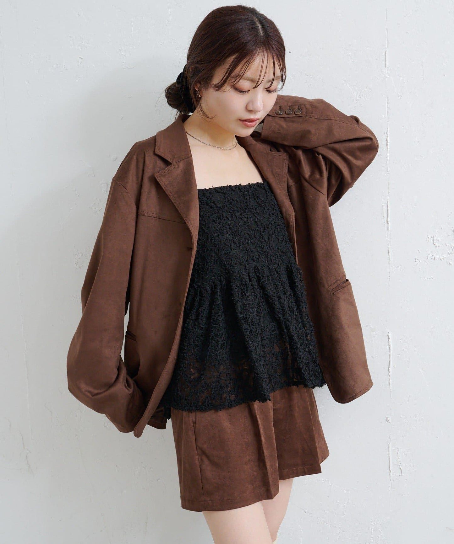 羽毛感蕾絲吊帶背心