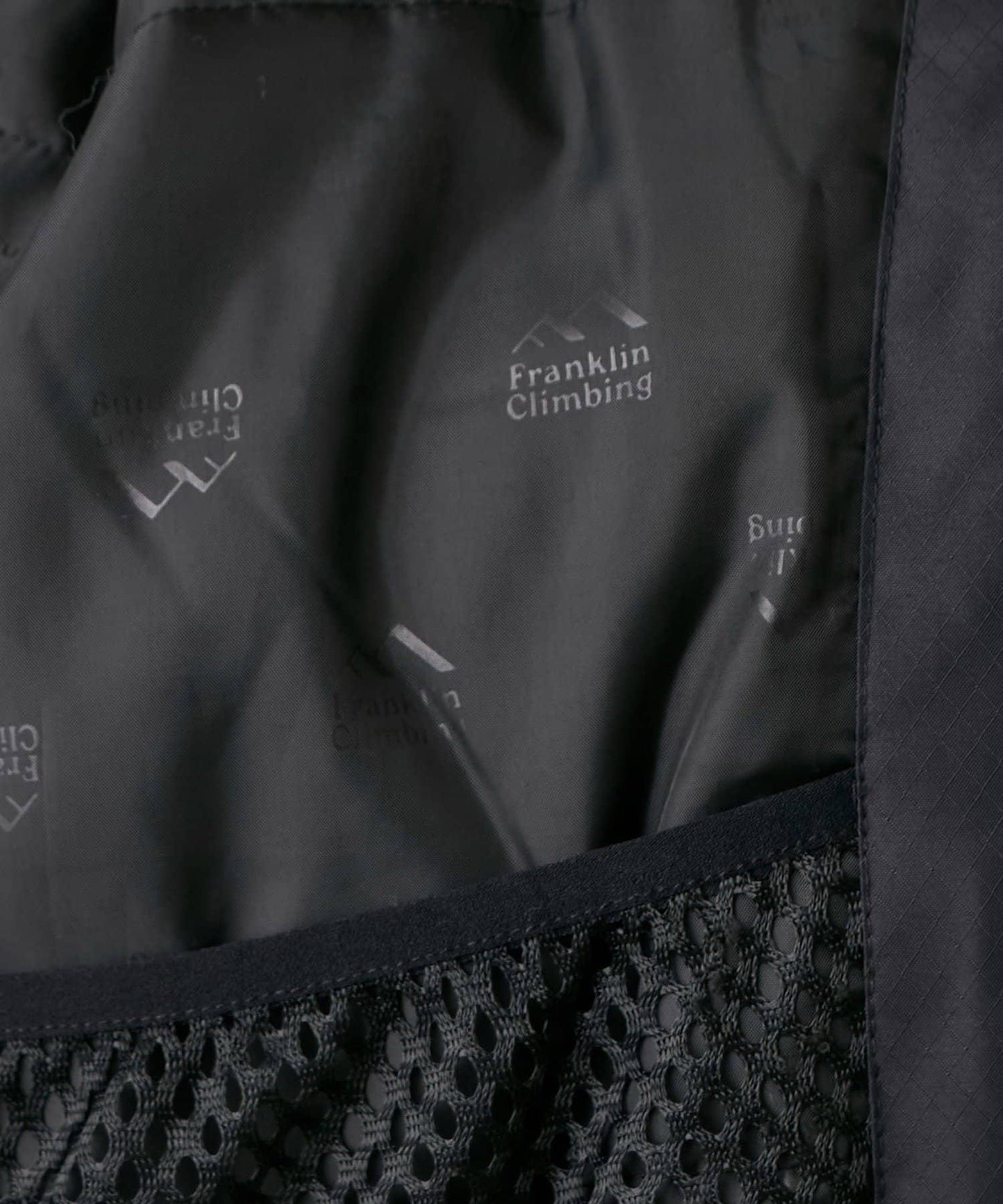 【SNS總播放量突破630萬次！】【Franklin Climbing】攀巖塊怪獸連帽衛衣