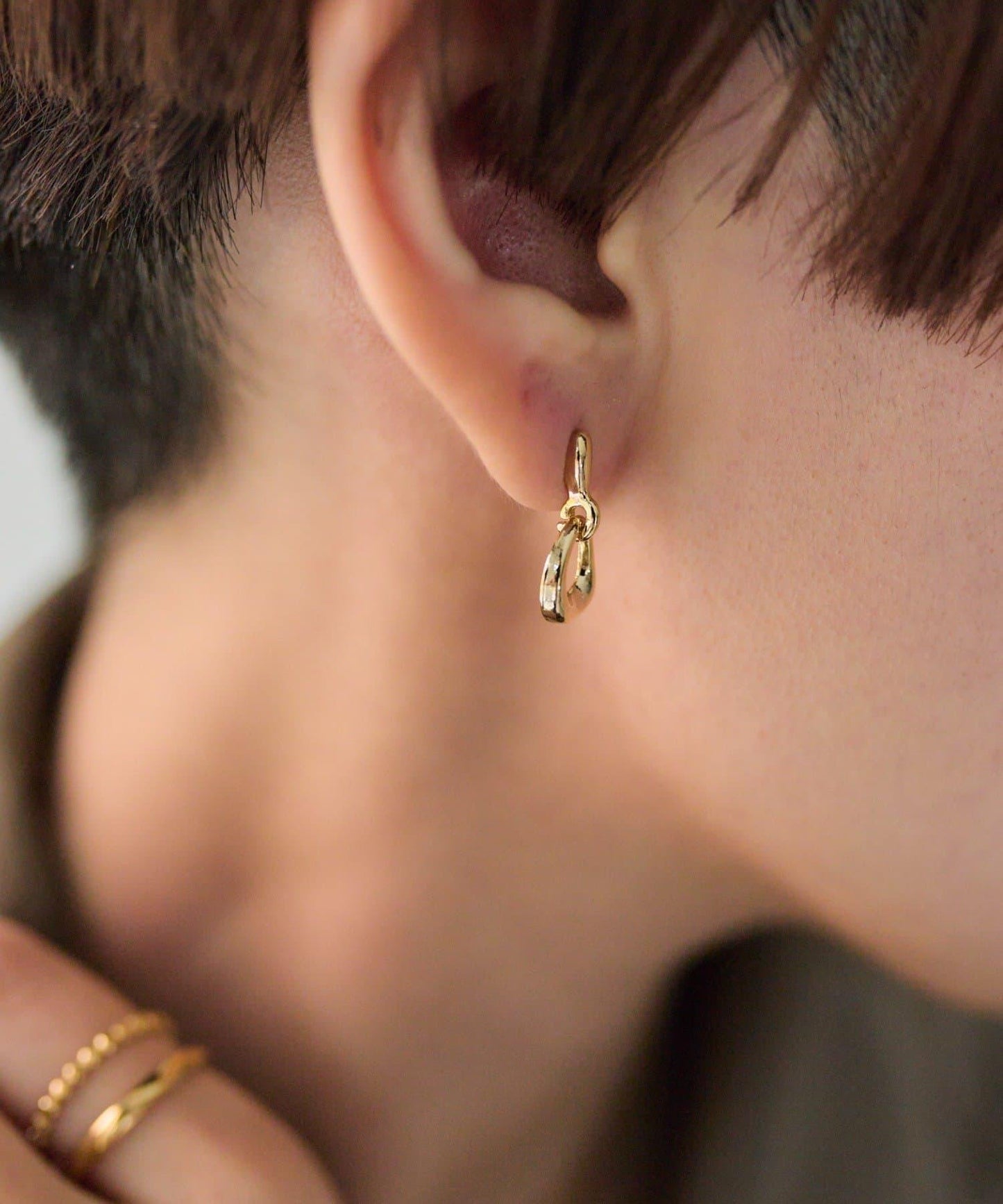 前置水滴環形耳環