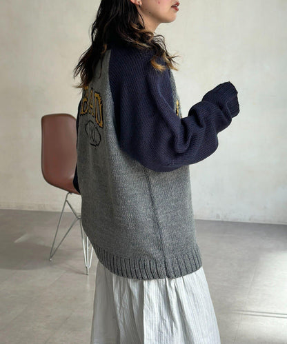 學院風標誌拼色針織衫