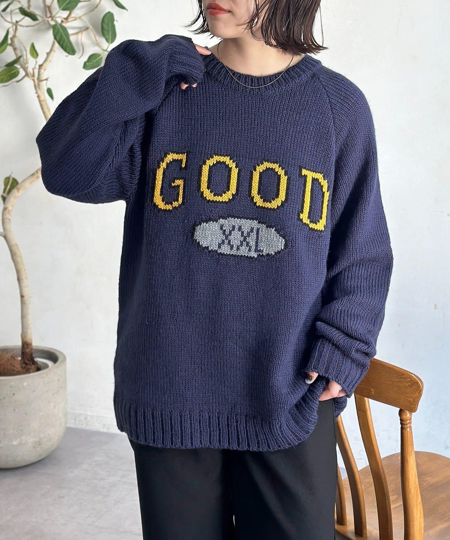 學院風標誌拼色針織衫