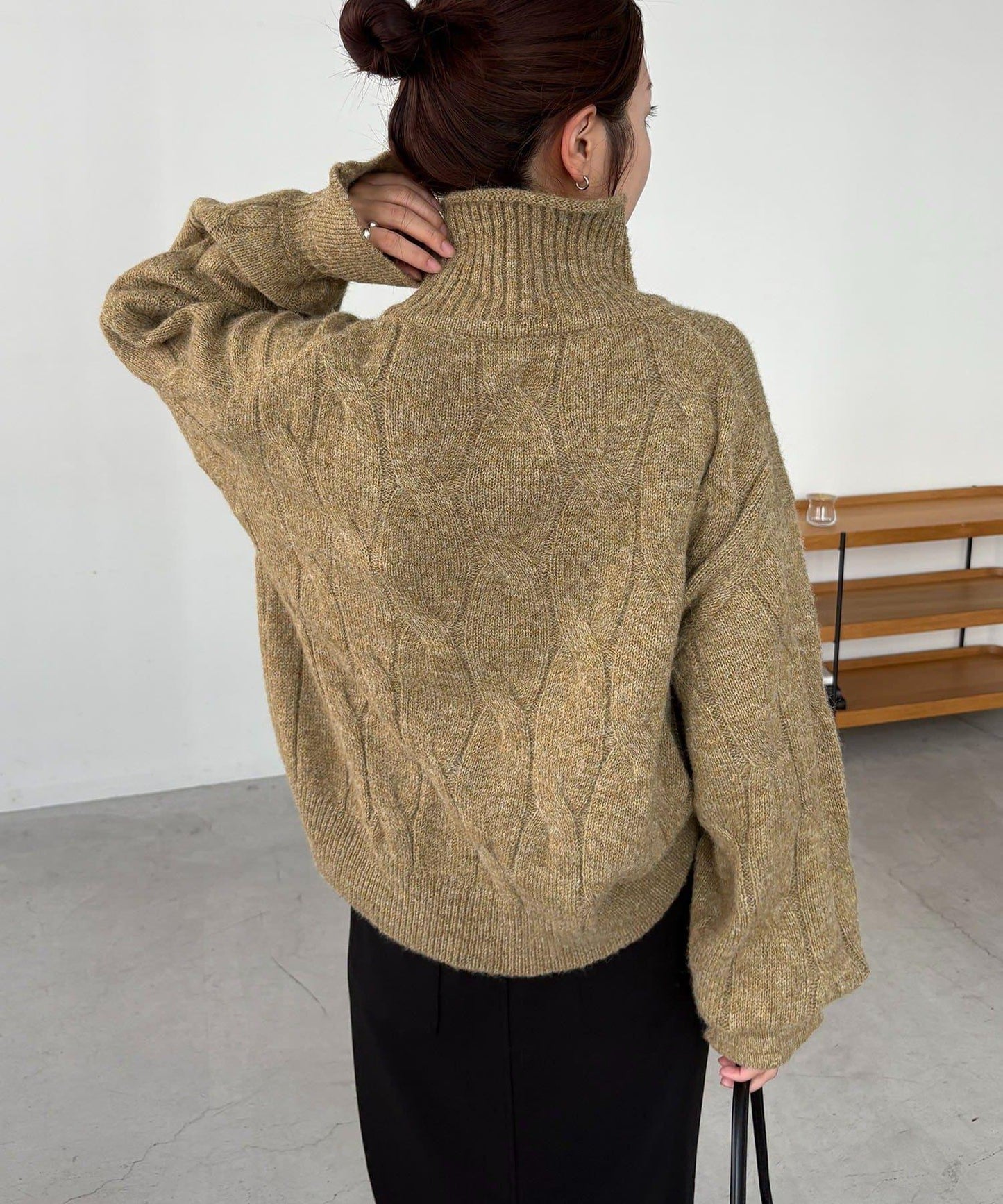 麻花糖果色針織衫