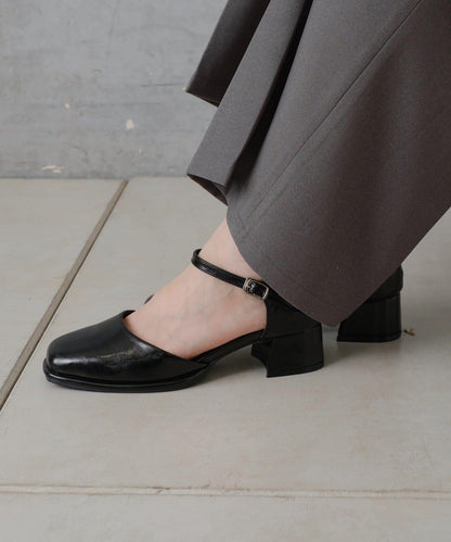 方頭帶扣高跟鞋