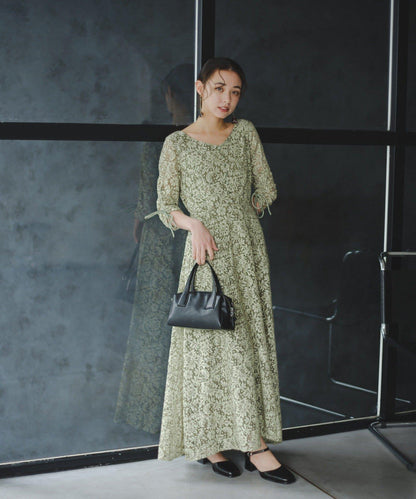 方頭帶扣高跟鞋