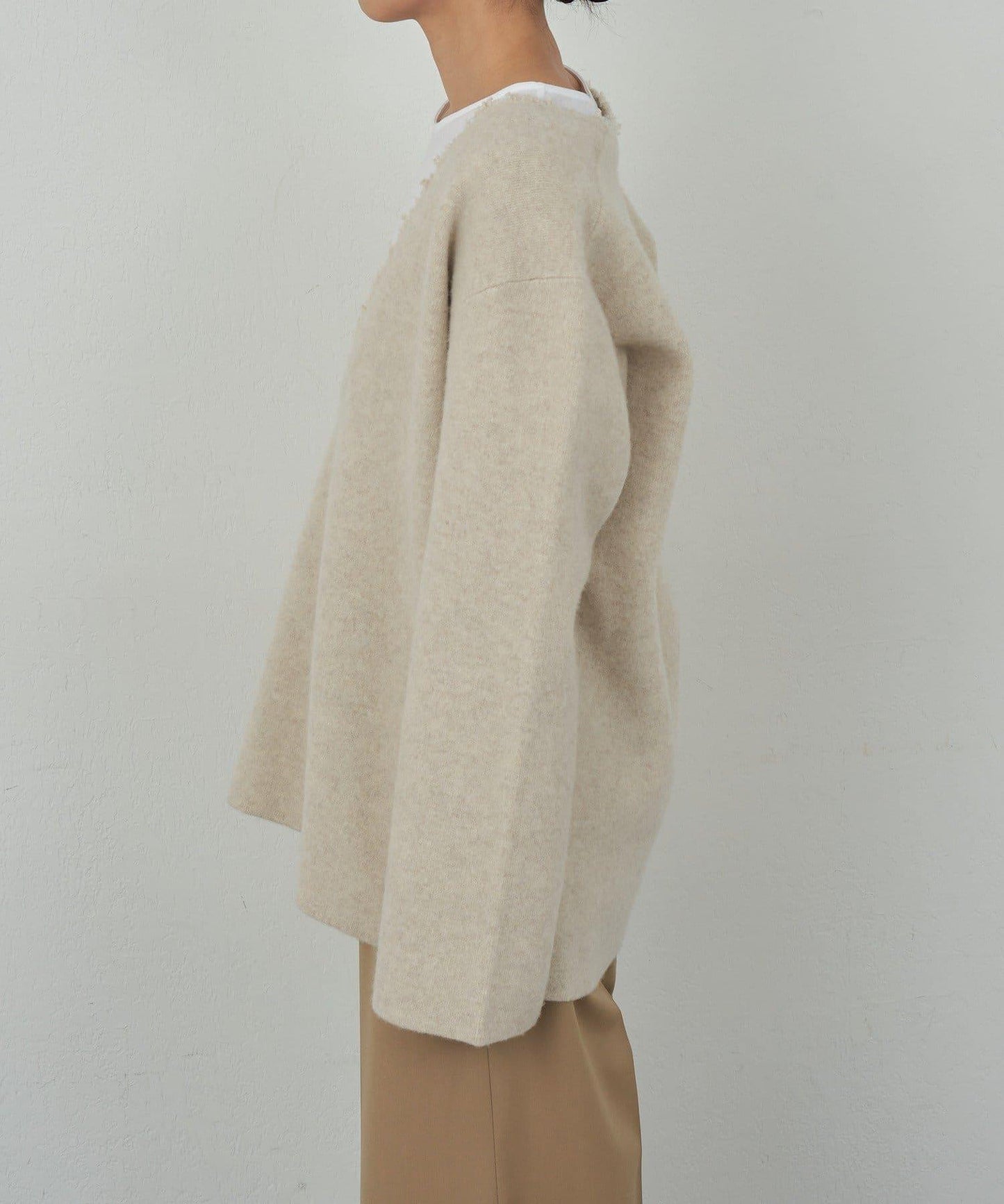 【HERITANOVUM】V領針織長款上衣