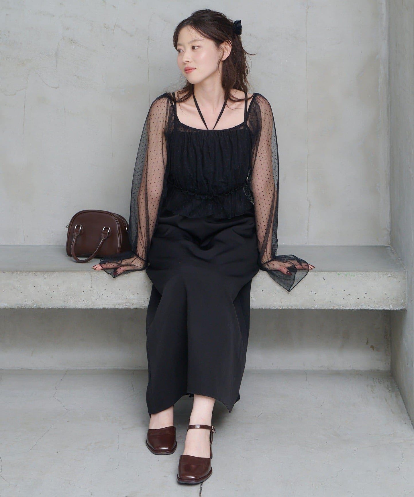 荷葉邊薄紗拼接繫帶連衣裙套裝