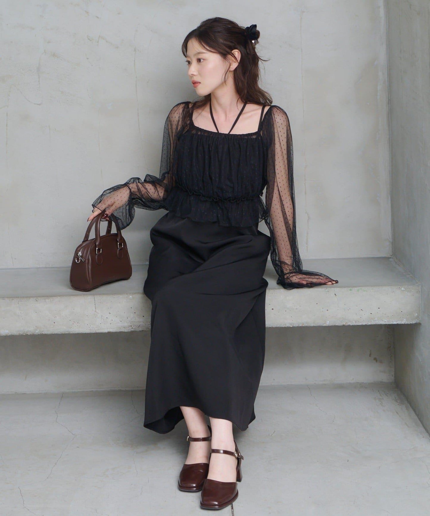 荷葉邊薄紗拼接繫帶連衣裙套裝