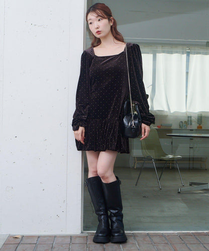 天鵝絨鉚釘裝飾迷你連衣裙