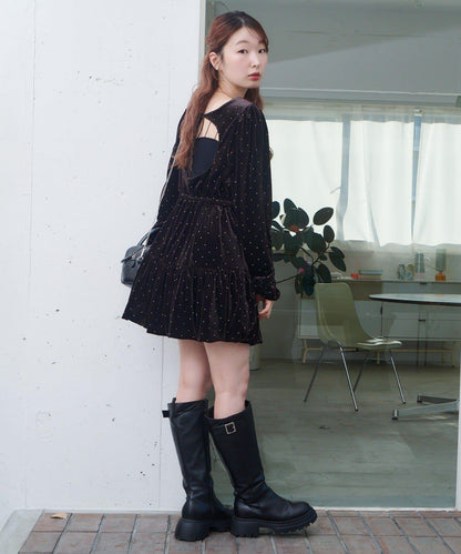 天鵝絨鉚釘裝飾迷你連衣裙