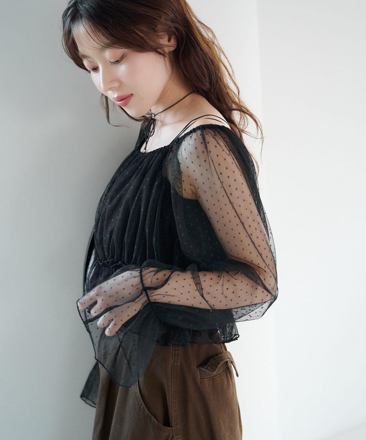 荷葉邊薄紗拼接繫帶連衣裙套裝