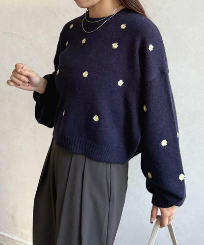 花卉刺繡短款針織衫