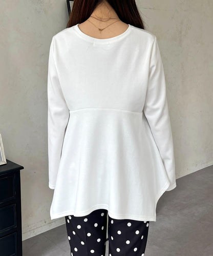 不規則下襬弧形荷葉邊長袖T恤