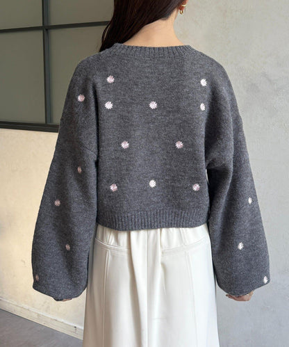 花卉刺繡短款針織衫