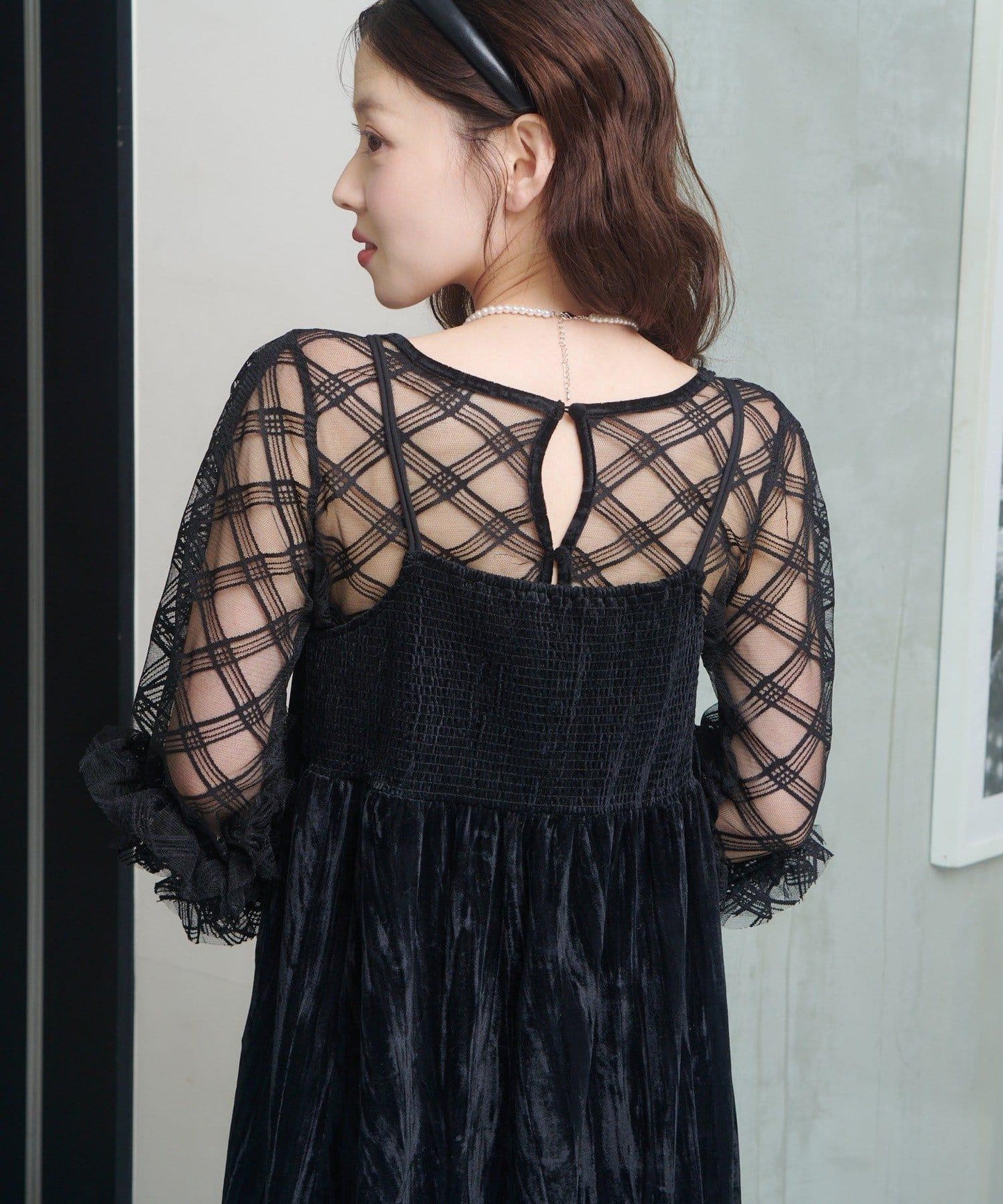 透視格紋×天鵝絨連衣裙套裝