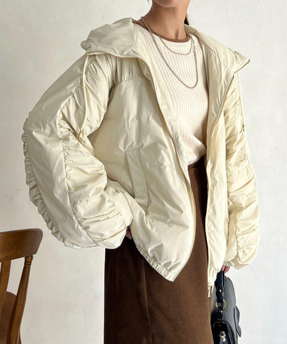 層疊褶皺羽絨服