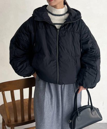 層疊褶皺羽絨服