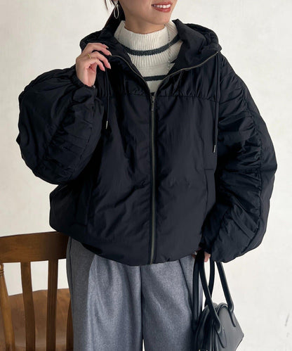 層疊褶皺羽絨服