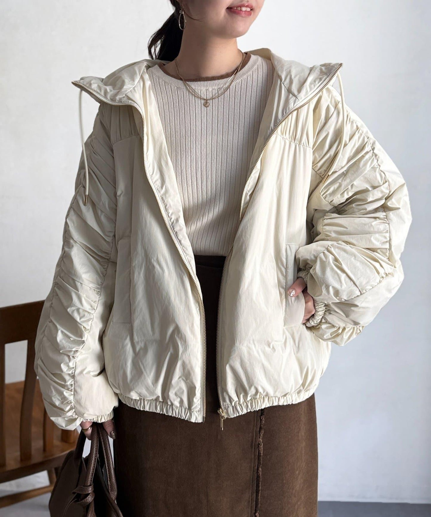 層疊褶皺羽絨服