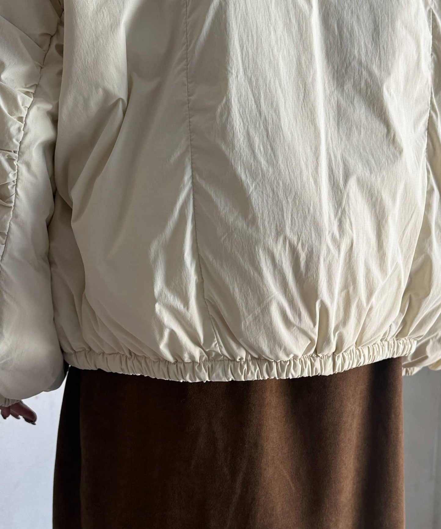 層疊褶皺羽絨服