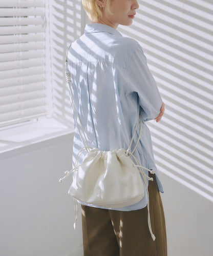 ドローストリングショルダーバッグ