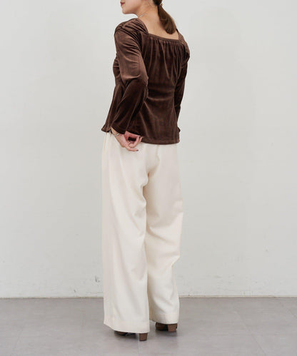 天鵝絨荷葉邊下襬套頭衫