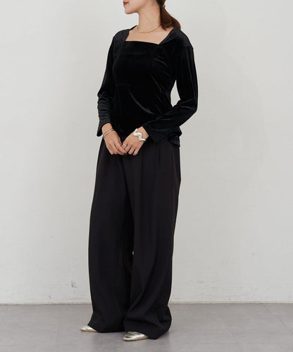 天鵝絨荷葉邊下襬套頭衫